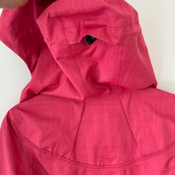 Athleta Rain Check Shell Jacket Pink Women Raincoat Small EUC Outdoor Waterproof - Picture 8 of 12